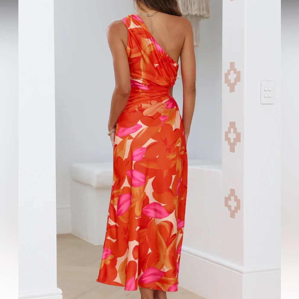 FortunateOne Maxi Dress - Picture 2 of 3
